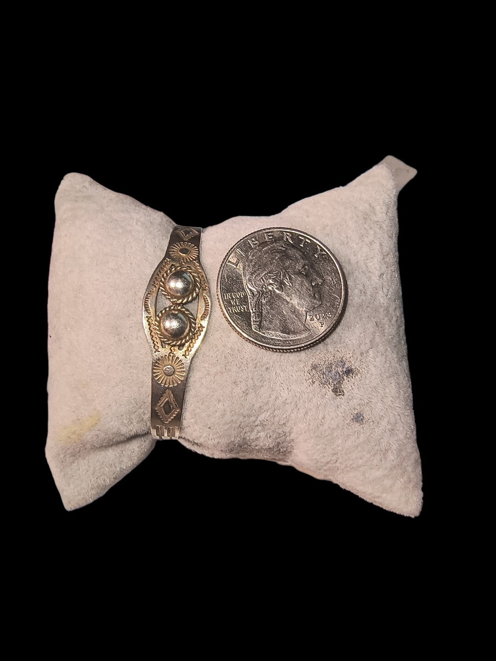 Sterling Silver Navajo Style Fred Harvey Era Child's Stamped Cuff Bracelet - Picture 5 of 10